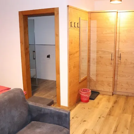 Ferienwohnung Haus Alpenflora Flirsch Exterior foto