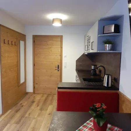 Ferienwohnung Haus Alpenflora Flirsch Exterior foto