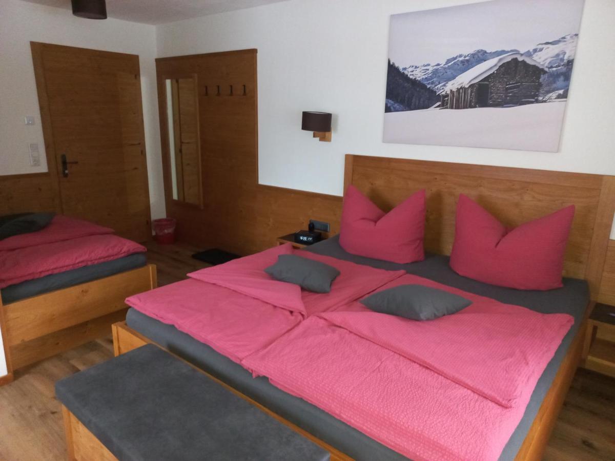 Haus Alpenflora Apartment *